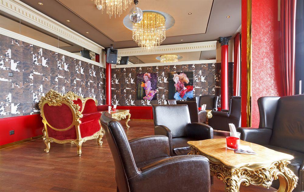 Post Hotel 4*